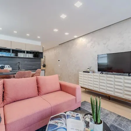 Marant Near The Beach- Free Parking Zadar