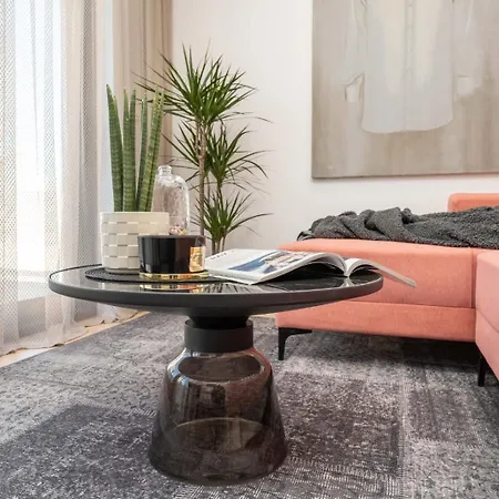 Marant Near The Beach- Free Parking Apartment