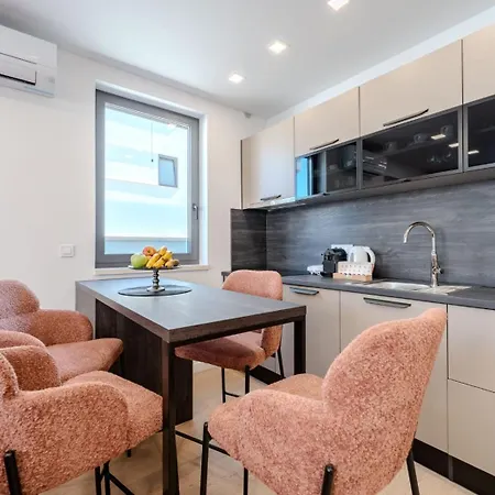Marant Near The Beach- Free Parking Apartment Zadar