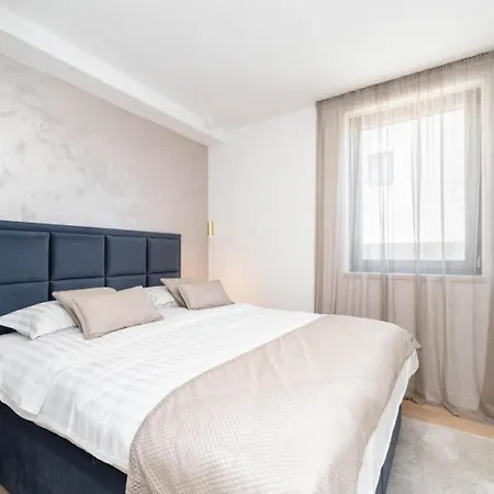 Apartmán Marant Near The Beach- Free Parking *